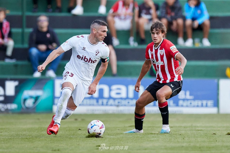 吉迪多次在 吉迪多次在